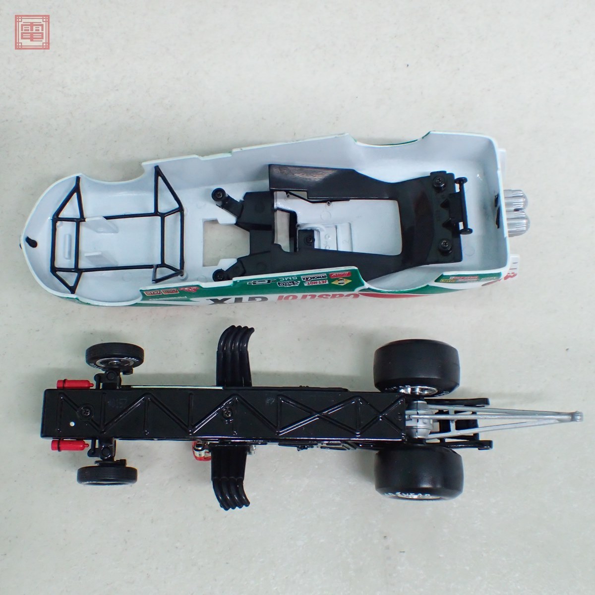 アクション 1/24 RACING COLLECTABLES ジョンフォース カストロール