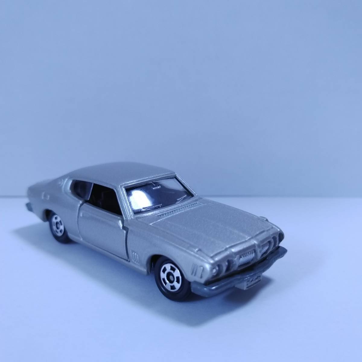 トミカ 18 日産 ブルーバード 2000GT-X 日本製 イケダ特注 試作品 箱