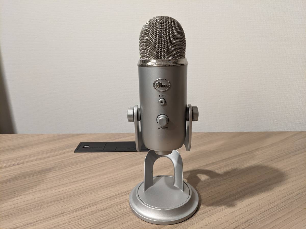 Blue Microphones Yeti Silver Usb コンデンサー マイク ブルー シルバー イエティ 実況 配信 Pc Youtuber ゲーミング コンデンサー型 売買されたオークション情報 Yahooの商品情報をアーカイブ公開 オークファン Aucfan Com