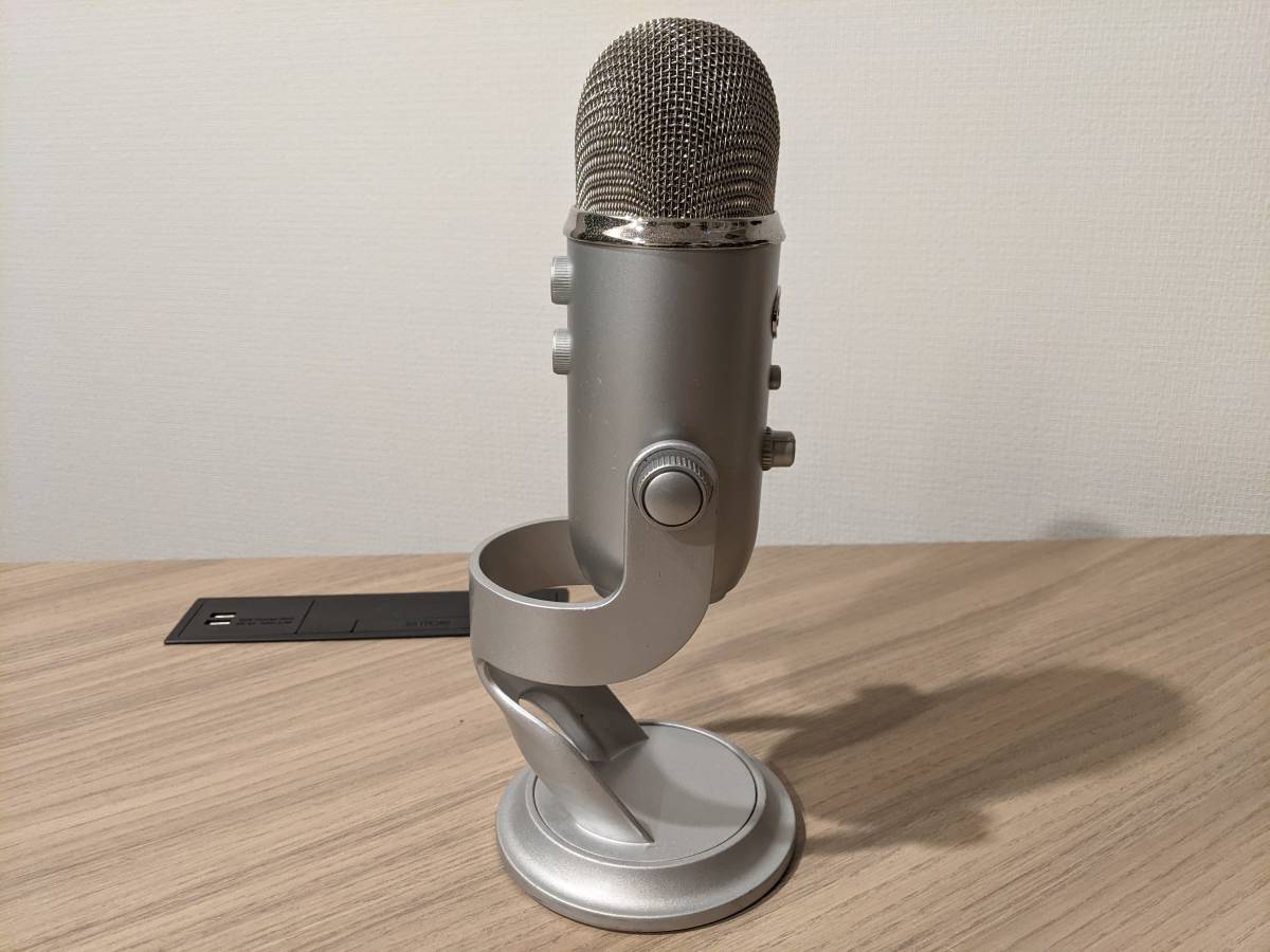 Blue Microphones Yeti Silver Usb コンデンサー マイク ブルー シルバー イエティ 実況 配信 Pc Youtuber ゲーミング コンデンサー型 売買されたオークション情報 Yahooの商品情報をアーカイブ公開 オークファン Aucfan Com