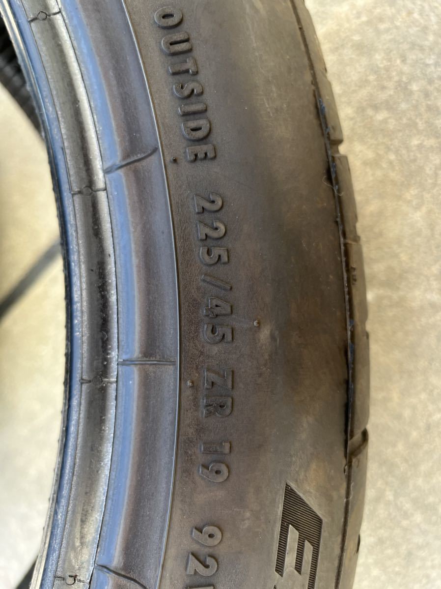 格安 コンチネンタル 225/45R19 20年製 バリ溝4本 たいくる 中古タイヤ