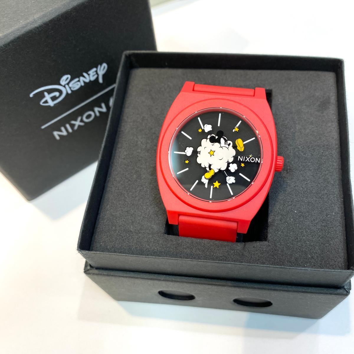 新品同様◇NIXON × Disney ニクソン×ディズニー ラバーベルト 腕時計 