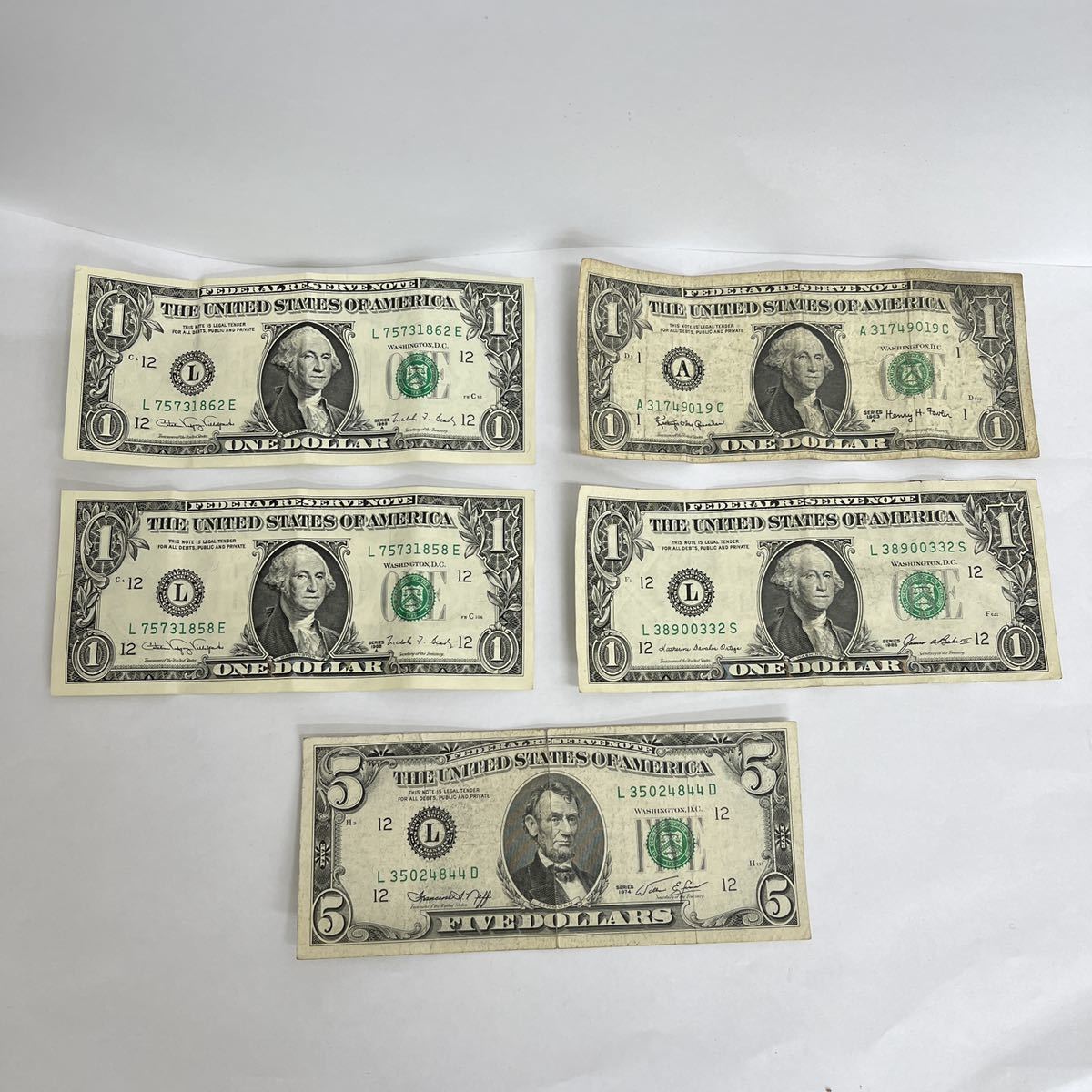 まとめ売り アメリカ 1ドル札 4枚 5ドル札 1枚 計5枚 ドル紙幣 Usa ジョニーワシントン エイブラハム リンカーン 0 世界 売買されたオークション情報 Yahooの商品情報をアーカイブ公開 オークファン Aucfan Com