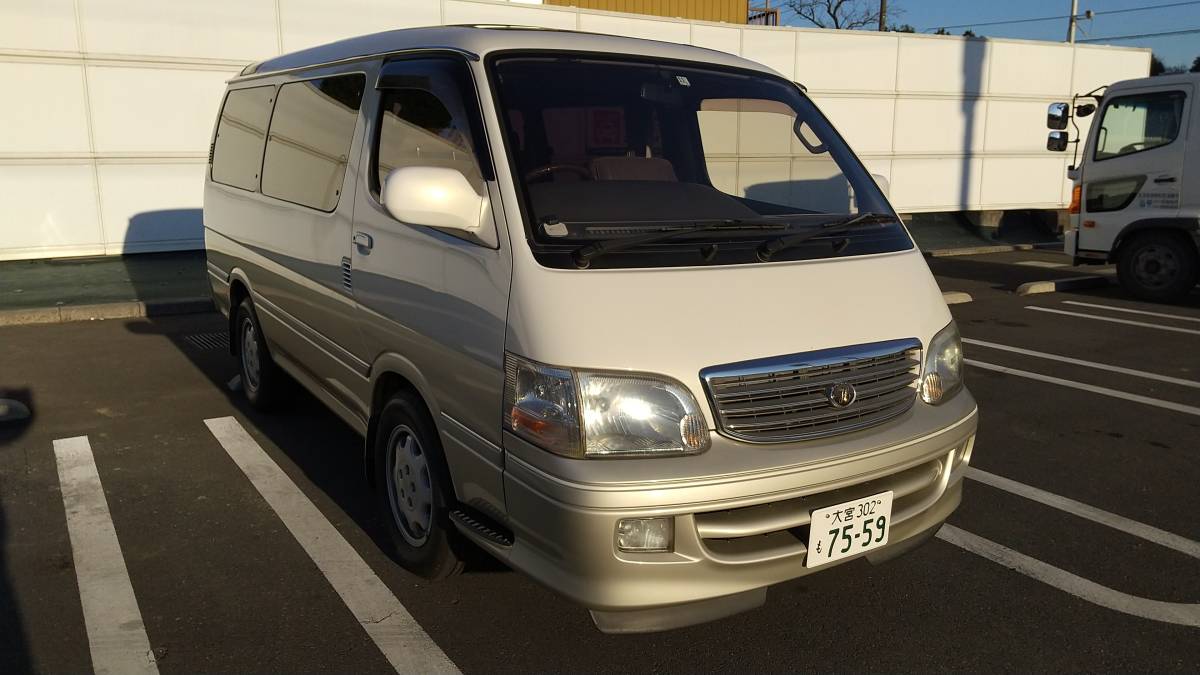 平成14トヨタ ハイエース スーパーカスタムリミテッド トリプルムーンルーフ車検5年11月ま タイヤ 整備済み ハイエースワゴン 売買されたオークション情報 Yahooの商品情報をアーカイブ公開 オークファン Aucfan Com