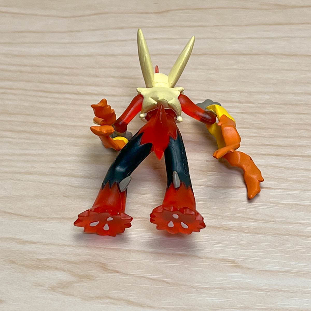 得価人気 ヤフオク ポケモン モンコレ非売品 バーシャーモ クリアv 超激得22