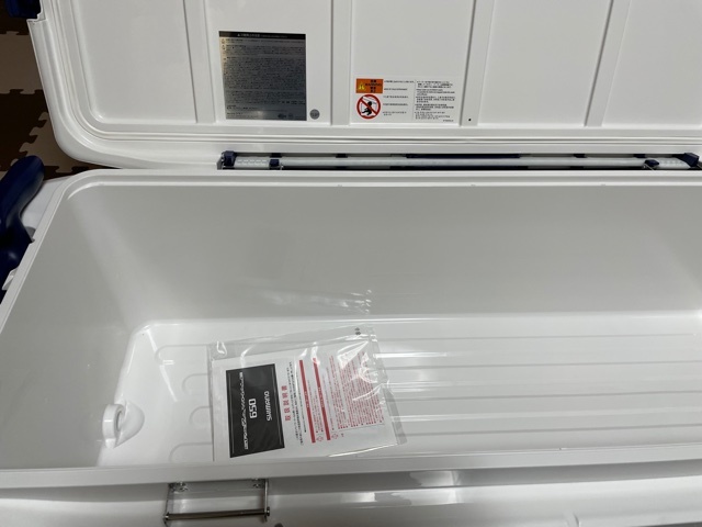 シマノ スペーザホエールライト 650 Ns 465t クーラーボックス Spaza Whale Light 650 中身は アクセサリー 売買されたオークション情報 Yahooの商品情報をアーカイブ公開 オークファン Aucfan Com