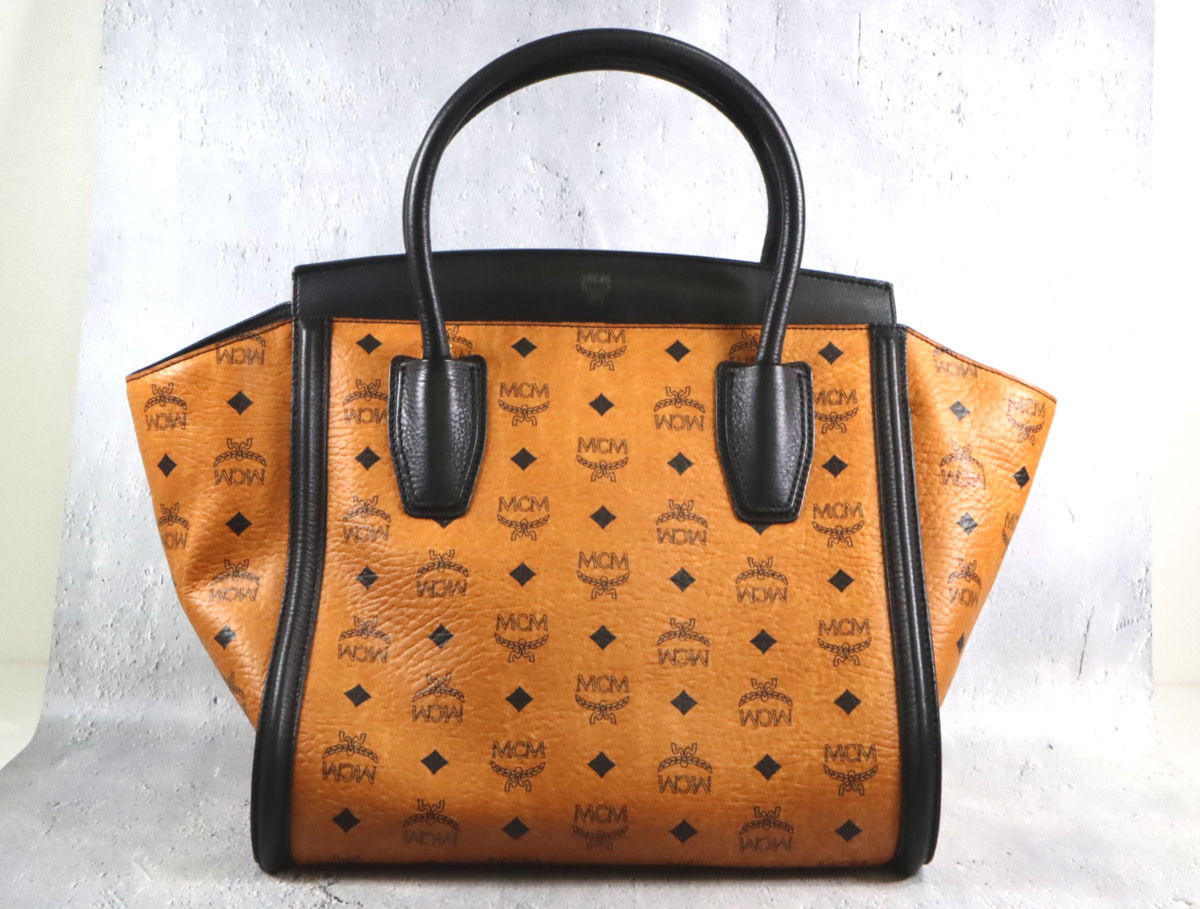 極美品 MCM エムシーエム ロゴ 2WAYハンドバッグ MWT 4AJD18 CB001 