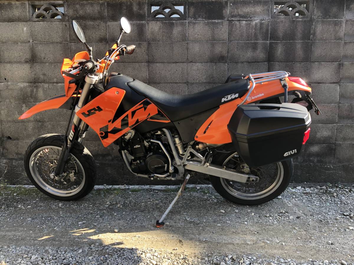 0 KTM - LC4 SUPERMOTO Supermoto reviews Motorcycle specifications 