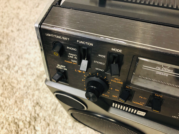 【通電確認済】AIWA TPR-820 アイワ　ラジカセ AIWA TPR-820 / アイワ ステレオラジオカセット ラジカセ【ジャンク品