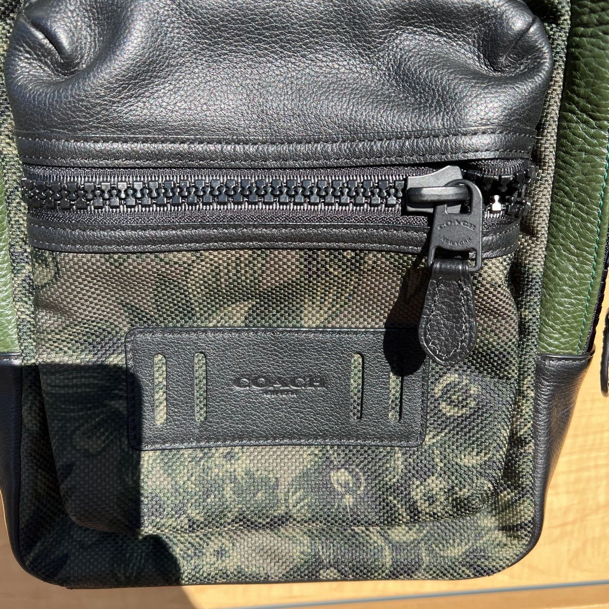 USED品】コーチcoach アウトレット品 メンズ ワンショルダーバック 