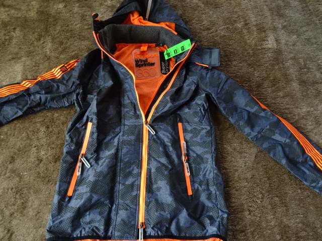 Superdry スーパードライ 軽量ジャケット UKサイズL（日本サイズL～XL 