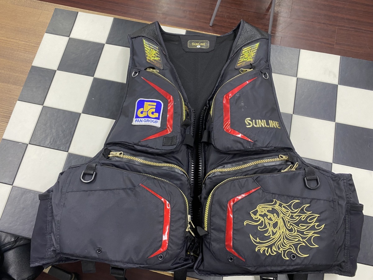 フローティングベスト SUNLINE サンライン スペシャリストモデル | ブラック サンラインフローティングベスト スペシャリストモデルM 公式通販 サン サイズ:XL SUL-250 車屋釣具店ネット ブルー SUL-241 高知のグレ釣り専門店