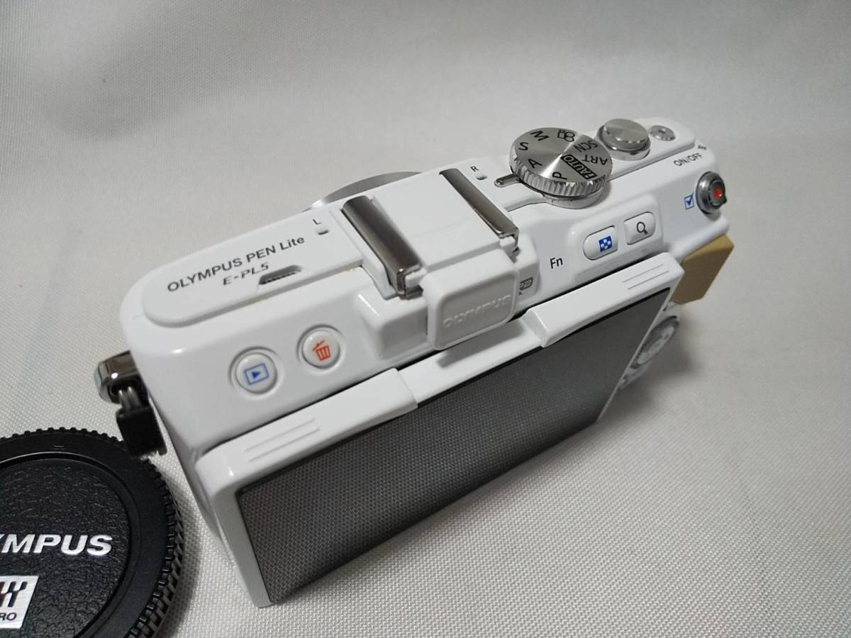 ☆極上美品☆オリンパス OLYMPUS PEN LITE E-PL5 ボディ ☆シリアル一致元