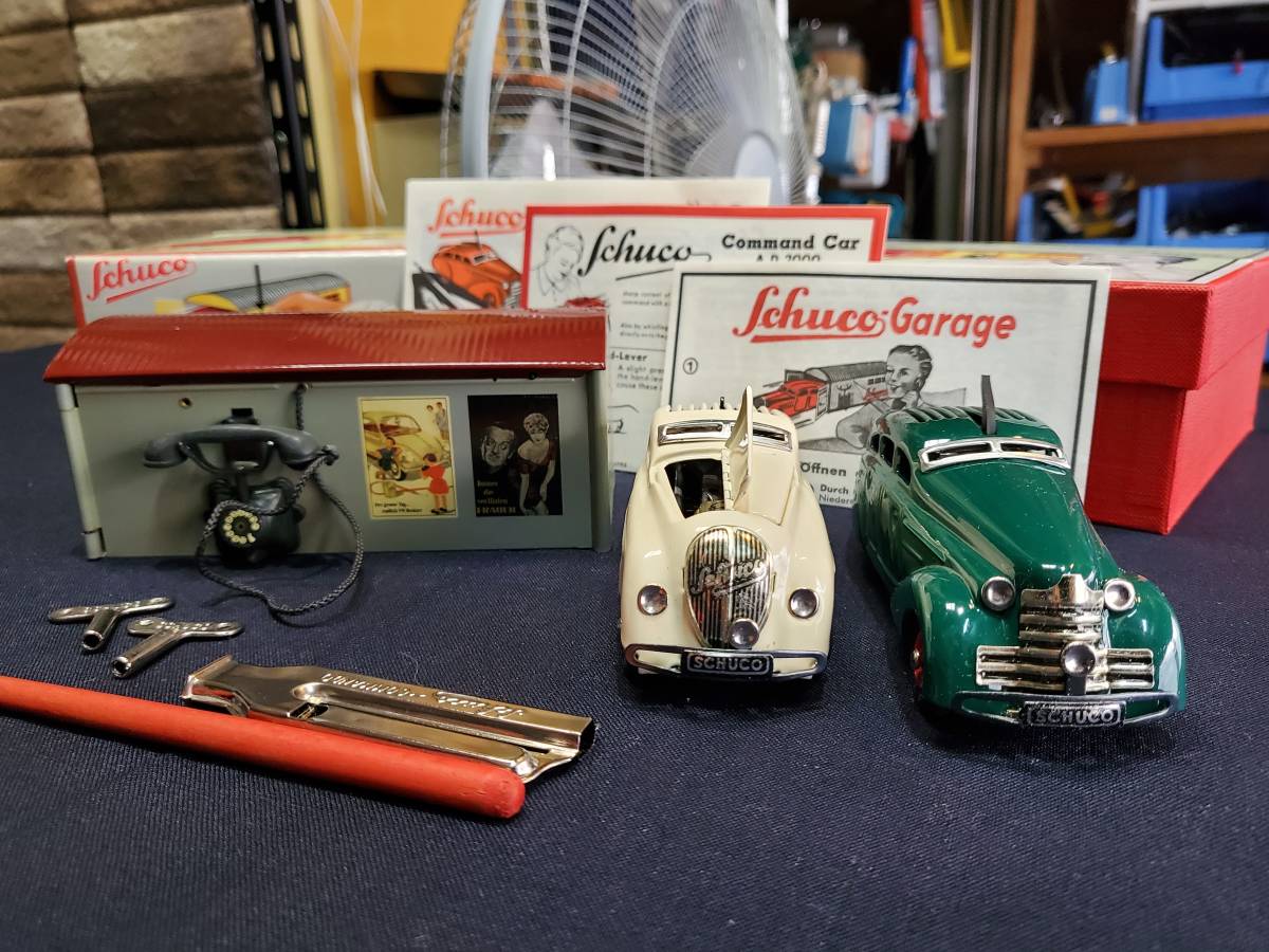 ■ Schucoシュコー製■Schuco Garage mit Kommandoauto und Magico 2008 Art.Nr.01073 Einmal-Serie 1998