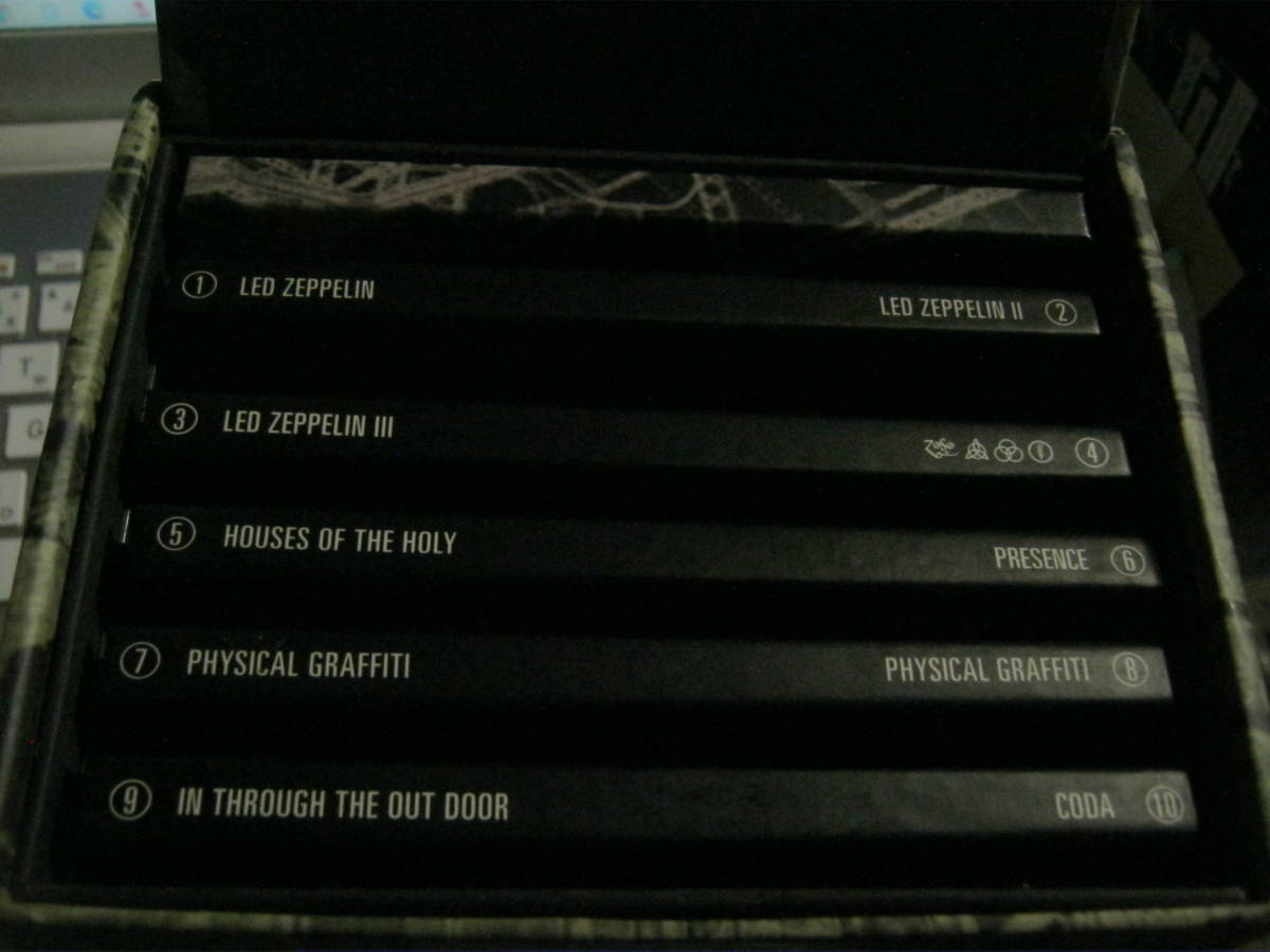 レッド・ツェッペリン ⁄ ZEPPELIN Led Zeppelin Complete LED Studio
