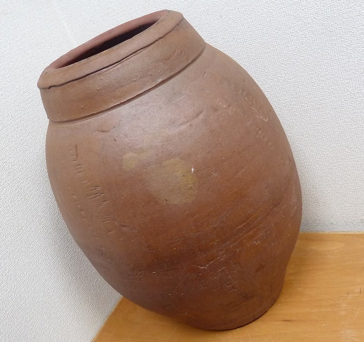☆BM)陶器製 大壺 水瓶 甕 大花瓶 高さ52×直径37㎝ 14.2kg 置物 日本 