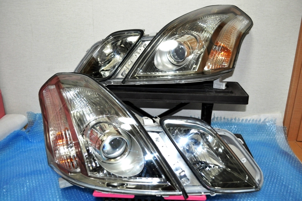 GX115W　マークIIブリット　ハロゲン ヘッドランプ ヘッドライト左右セット JZX110W GX110W GX115W マークⅡ マーク2 ブリット 後期 純正 HID