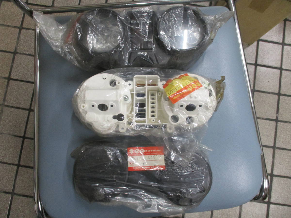 当時物 希少 GSX400E GSX250E ゴキ スズキ純正メーターカバー メーター 