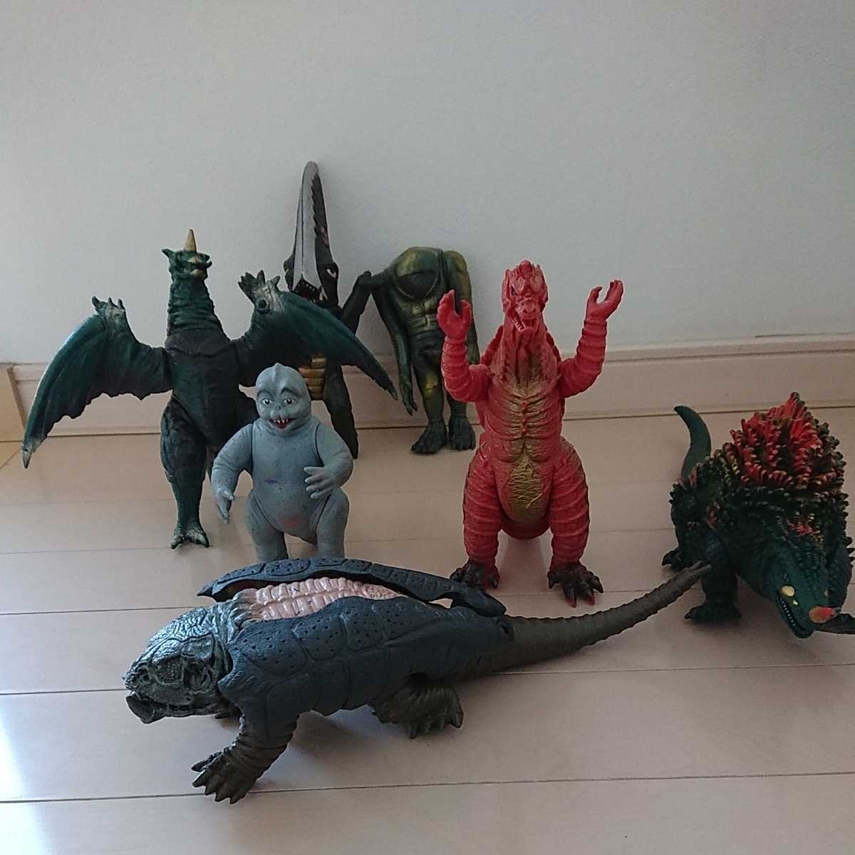 リペイント 完成品 ウルトラ怪獣ソフビ : デストルドス スペル星人 