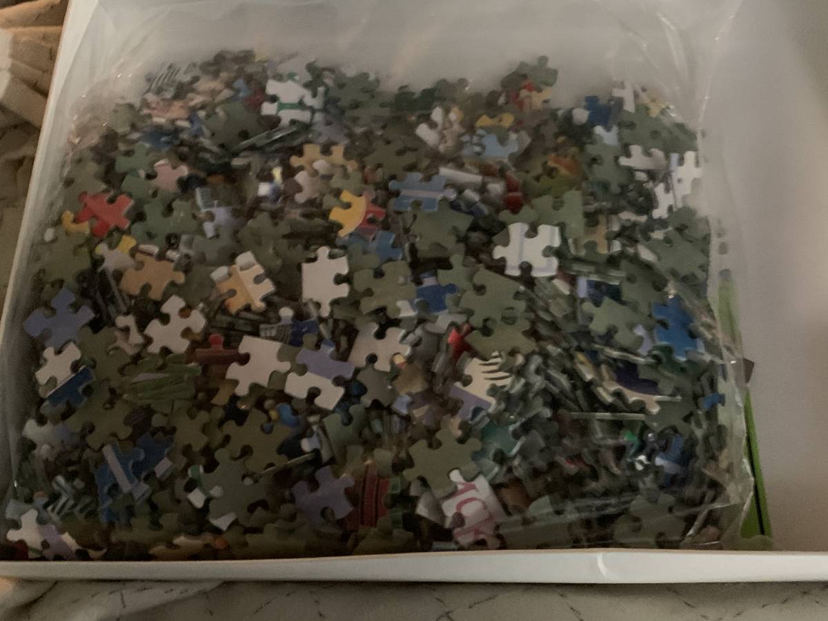 トーマス・マックナイト ジグソーパズル 1000pcs 神戸ペントハウス 