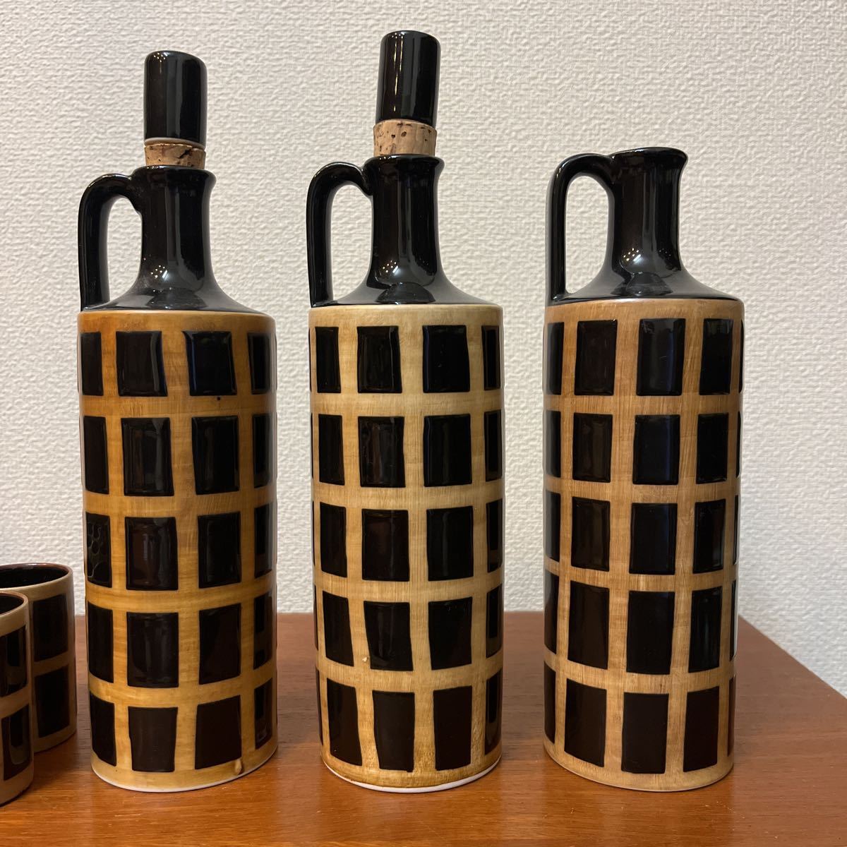 白山陶器】「ロック」シリーズ森正洋デザイン ウイスキーセット 白山陶器】「ロック」シリーズ森正洋デザイン ウイスキーセット