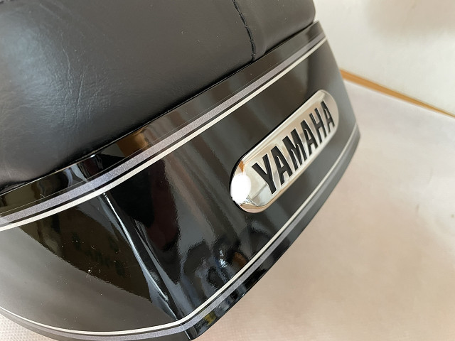 SR400 純正 シート シートカウル ブラック 純正色 ダンパ付き 破れなし