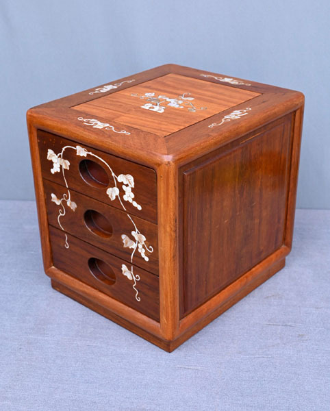 美品 総唐木 花梨 無垢材 12杯 抽斗 箪笥/チェスト/引き出し/薬箪笥/黄