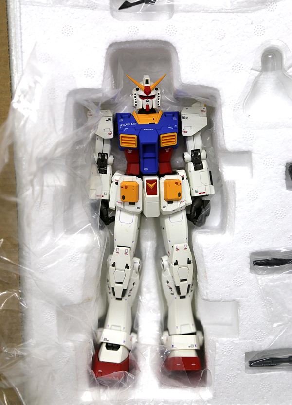 メタルコンポジットRX-78-2ガンダム40周年記念ver GUNDAM FIX