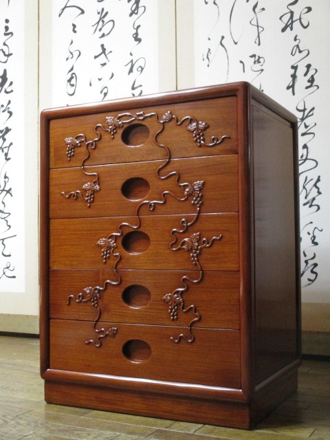 美品 総唐木 花梨 無垢材 彫刻 葡萄文様 5杯抽斗 民芸 箪笥/整理タンス