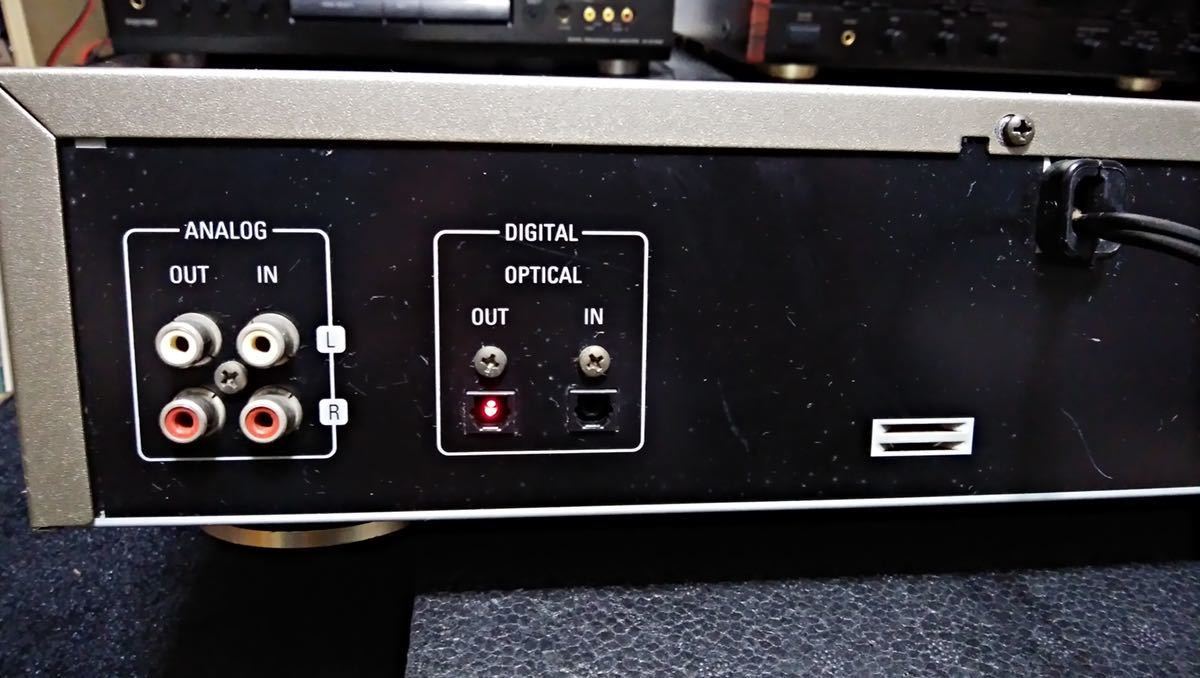 オーディオ機器 DENON DMD-1300 MDプレーヤー 本体 リモコン付 訳あり