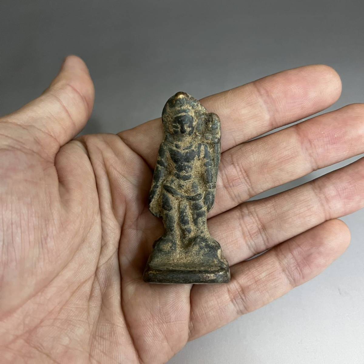 仏教美術 時代物 仏像 古玩 小仏 置物 古銅製 藏出(仏像)｜売買されたオークション情報、yahooの商品情報をアーカイブ公開 - オークファン 仏像