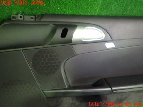 1UPJ-77711234]2006y ポルシェ・ボクスター 987型(98725)右ドア内張り 中古