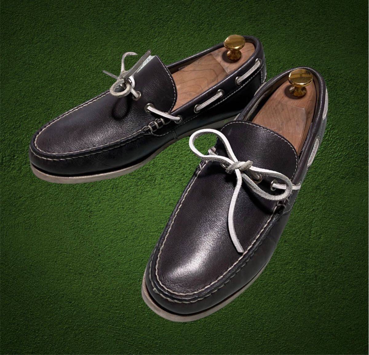 Salvatore Feragamo ネイビーデッキシューズ （PRADA プラダ 
