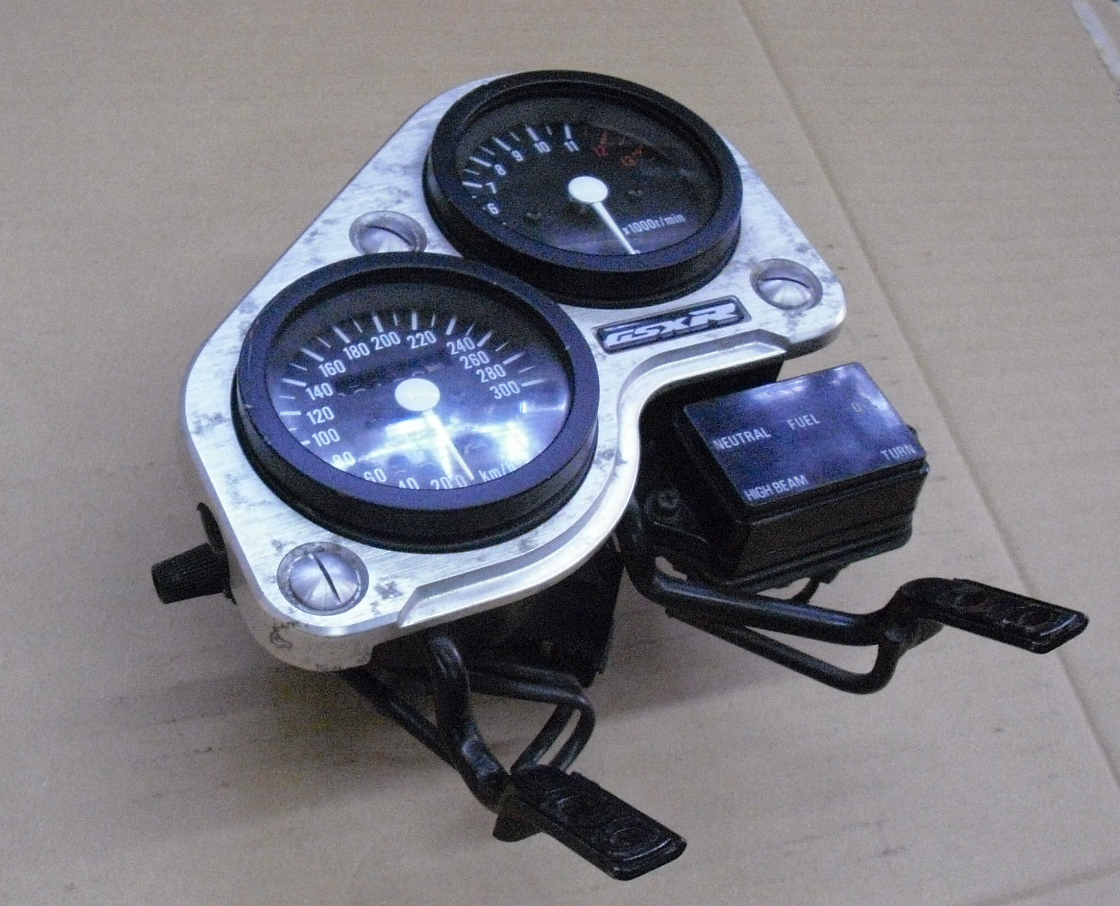 ムーンアイズ タコメーター 10000rpm 廃盤【中古】 細けれ
