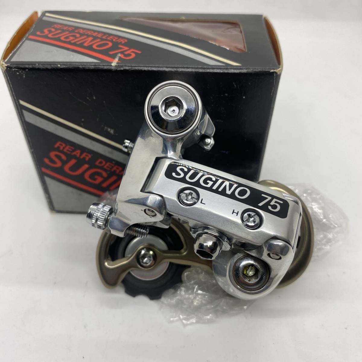  SUGINO / 75 RD NEW OLD STOCK(リアディレイラー)｜売買されたオークション情報、yahooの商品情報をアーカイブ公開 - オークファン リアディレイラー