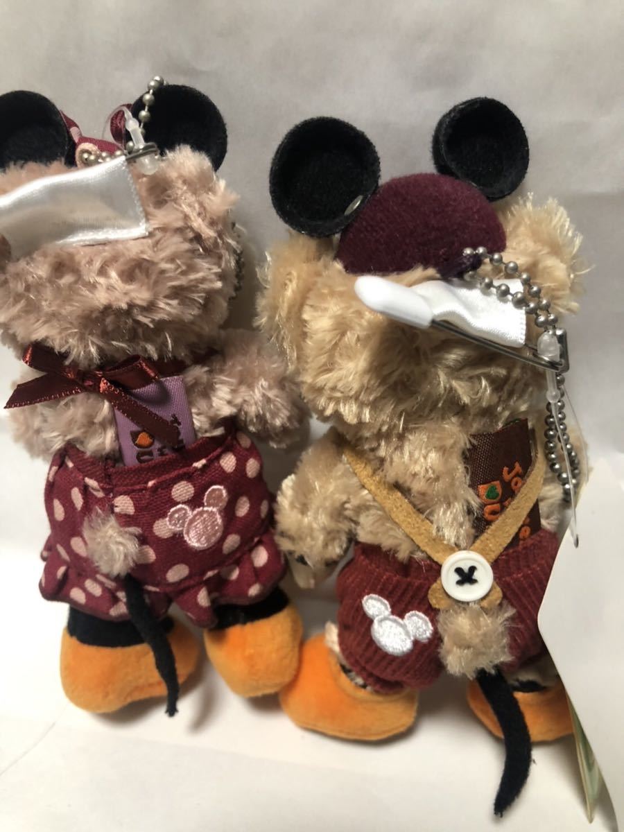 2015年 ダッフィーシェリーメイ ぬいぐるみバッジ シェリーメイ