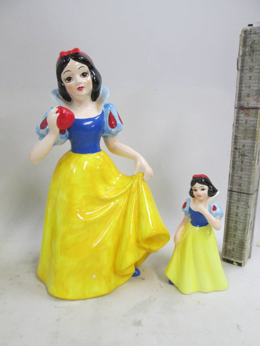 ディズニープリンセス 白雪姫と七人の小人 Snow White 陶器製 人形 2 