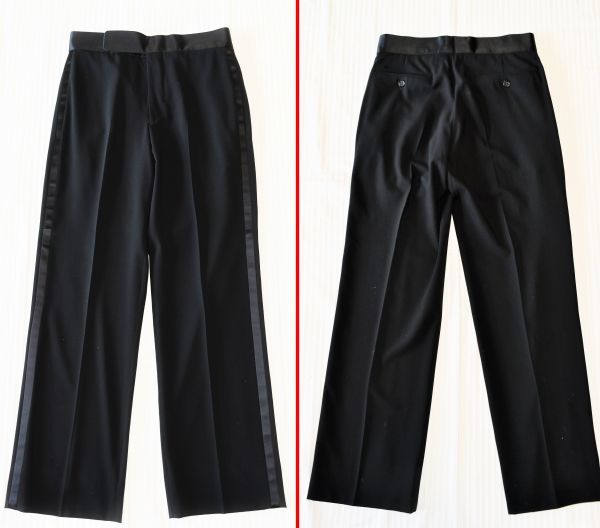 ★定価30万★新品同様★GIORGIO ARMANI★アルマーニ#特別な日に感じさせてくれるタキシードスーツ礼服#高級感ある絹仕様ライン入パンツ44/M ジョルジオ ジョルジオアルマーニ アルマーニ Tシャツ ロンT アルマーニが辿るメゾンのルーツ。現実に根ざし、進化
