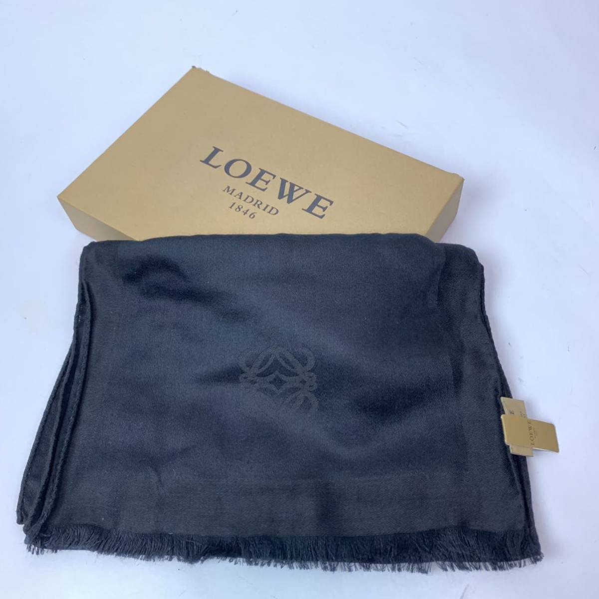 未使用 美品 LOEWE ロエベ ストール ショール マフラー アナグラム  