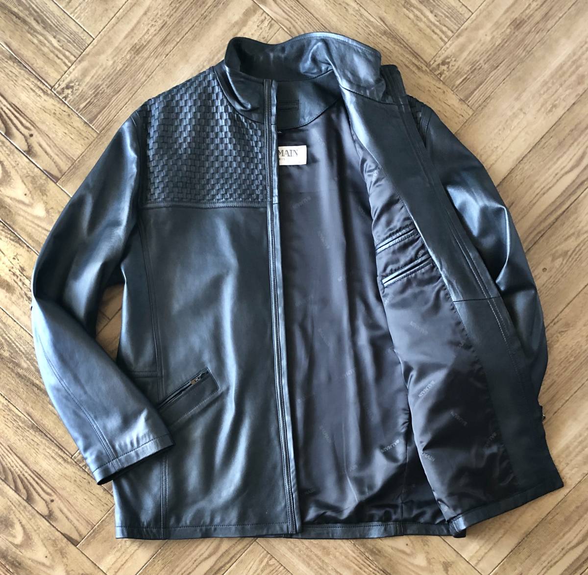 B01 バルマン『都会的な印象』BALMAIN 柔らか 羊革 ラムレザー 