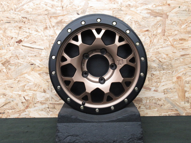 ★2307AMZ　MLJ　エクストリームJ XJ04　16×5.5J 5/139.7 -5　アルミホイール　4本　未使用展示品