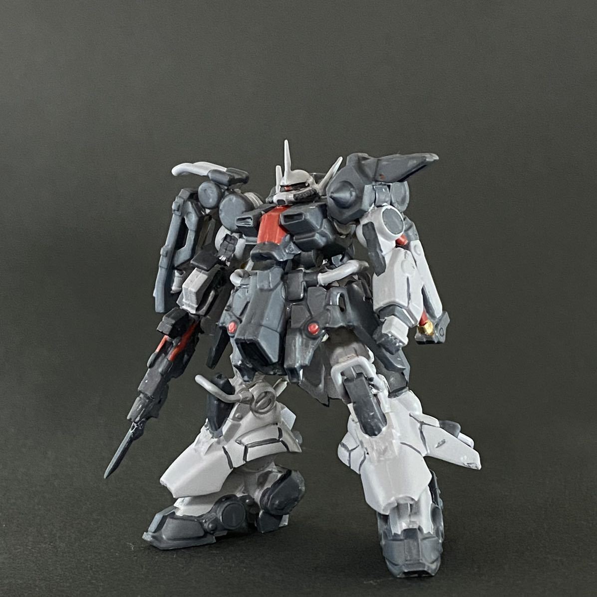 ガンダムアーティファクト ザクIII 全塗装品(完成品)｜売買された 