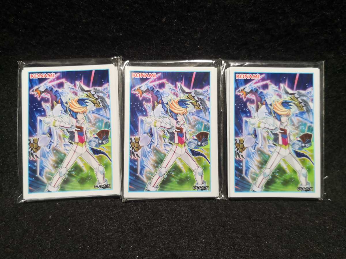 お得，限定セール 遊戯王 デュエリストカードプロテクター スリーブ ユーゴ クリスタルウィングシンクロドラゴン 3セット(その他)｜売買されたオークション情報、yahooの商品情報をアーカイブ公開 - オークフ 【削除予定】その他