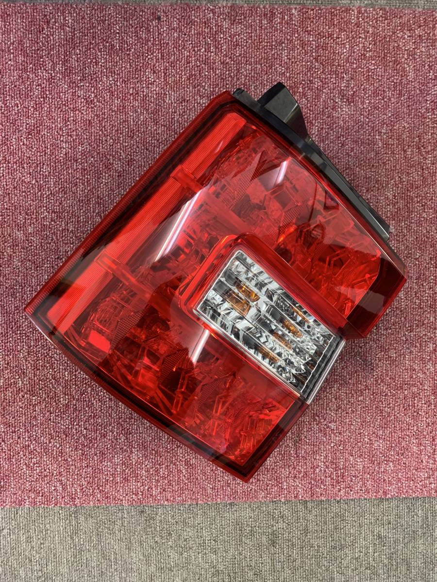  デリカ D5 DBA-CV5W IMASEN 1146-378 左 テールランプ 管理番号22207(テールライト)｜売買されたオークション情報、yahooの商品情報をアーカイブ公開 - オークファン 三菱用