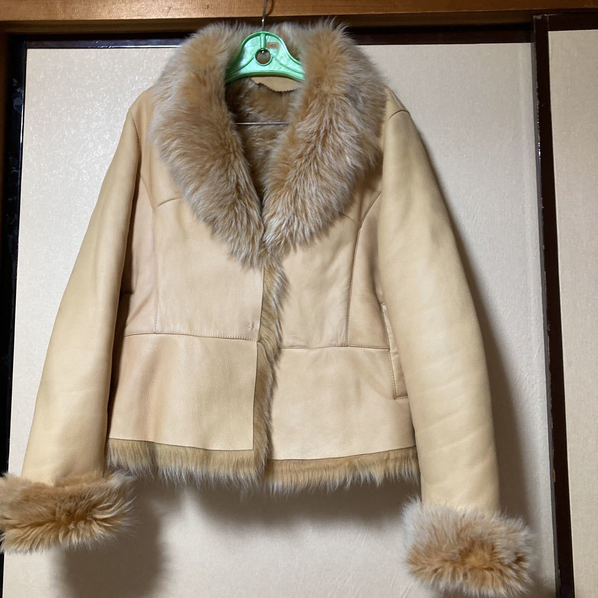 リアルムートンショートコート 新品 リアルムートン ショートコート 