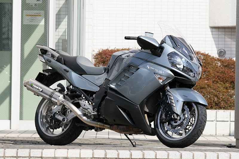 1400GTR用 ストライカー製スリップオンマフラー(ストリートコンセプト 
