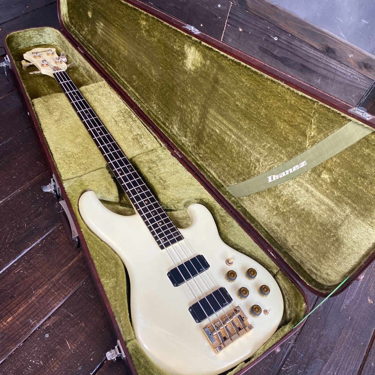 ibanez MC824 / 1991年製 / アクティブ / 専用ハードケース付 / アイバニーズ / ヴィンテージ / 日本製 / MADE IN JAPAN 