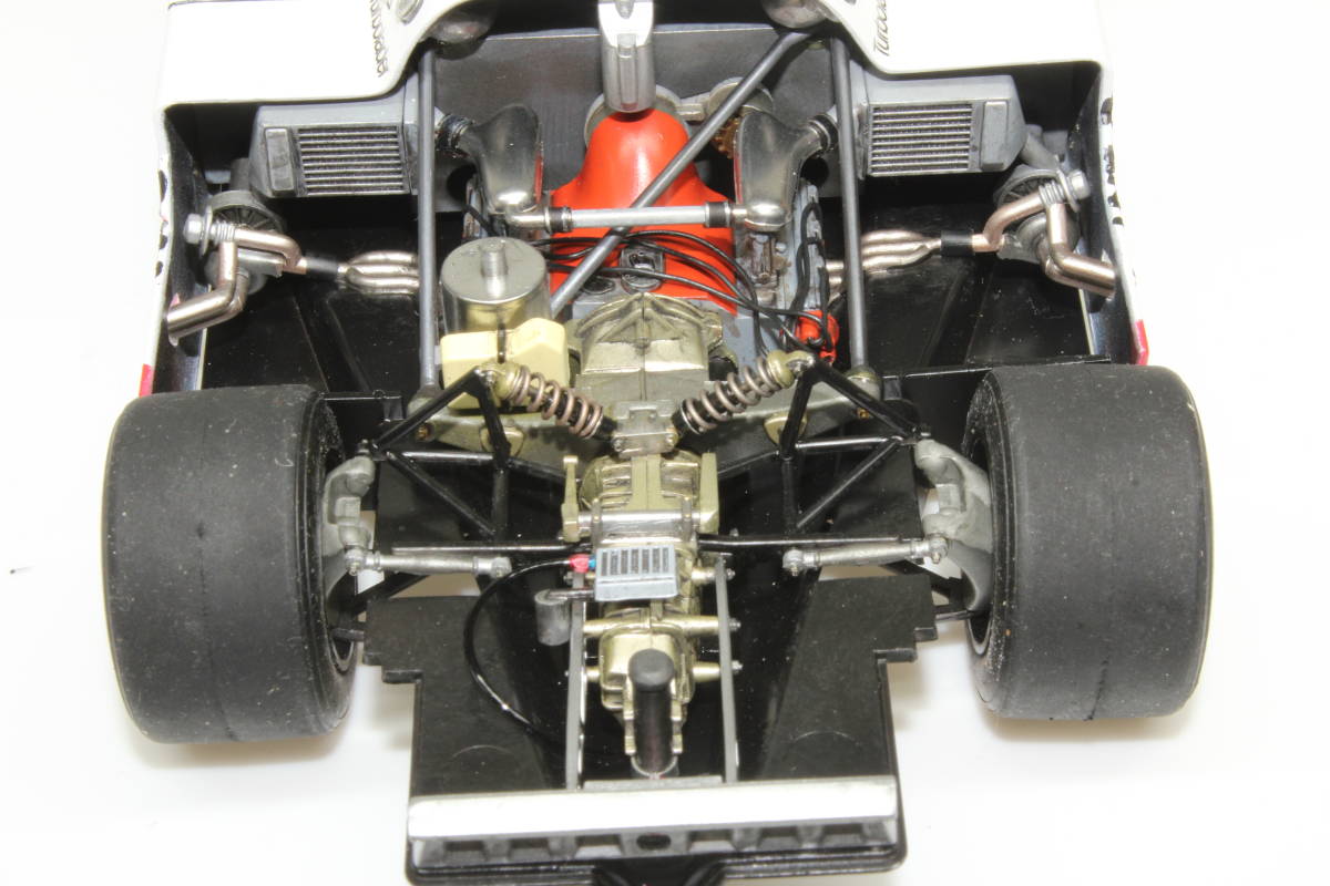 タミヤ 1/24 ポルシェ956 マルボロ仕様 完成品 (完成品)｜売買され 