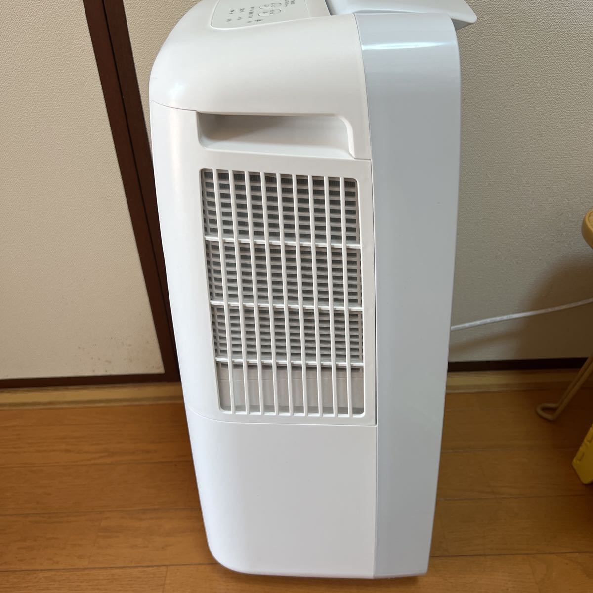 SHARP 冷風.衣類乾燥 除湿機CM-L100-W(アイスホワイト) SHARP CM-L100
