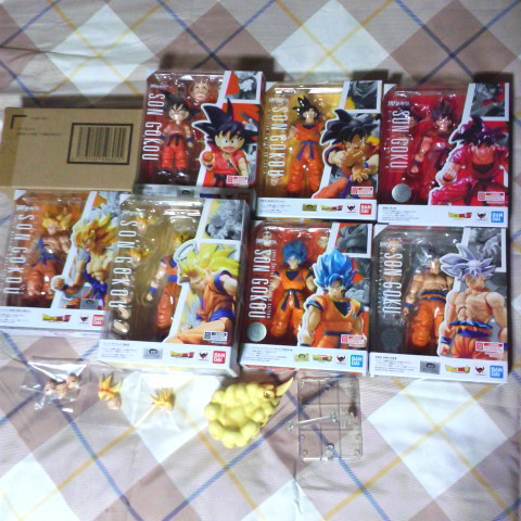 【得価，新品】 S.H.Figuarts 孫悟空 Set フィギュアーツ son gokou 少年期 SUPER SAIYAN DRAGONBALL Figuarts 身勝手の極意 超戦士(孫悟空)｜売買されたオークション情報、yahooの商品情報をアーカイブ公開 - オークファン 孫悟空